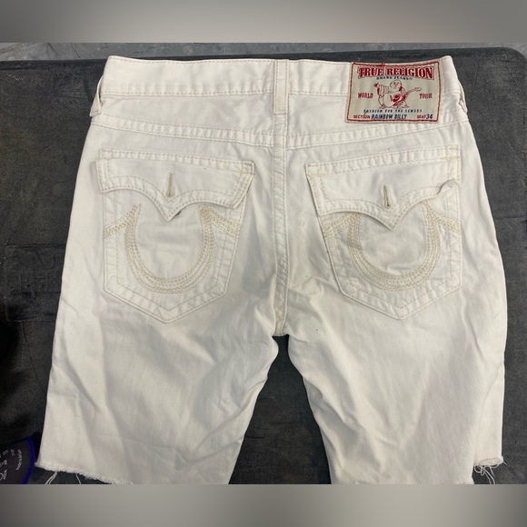 True Religion Men’s Shorts/SOLD - Picture 2 of 5